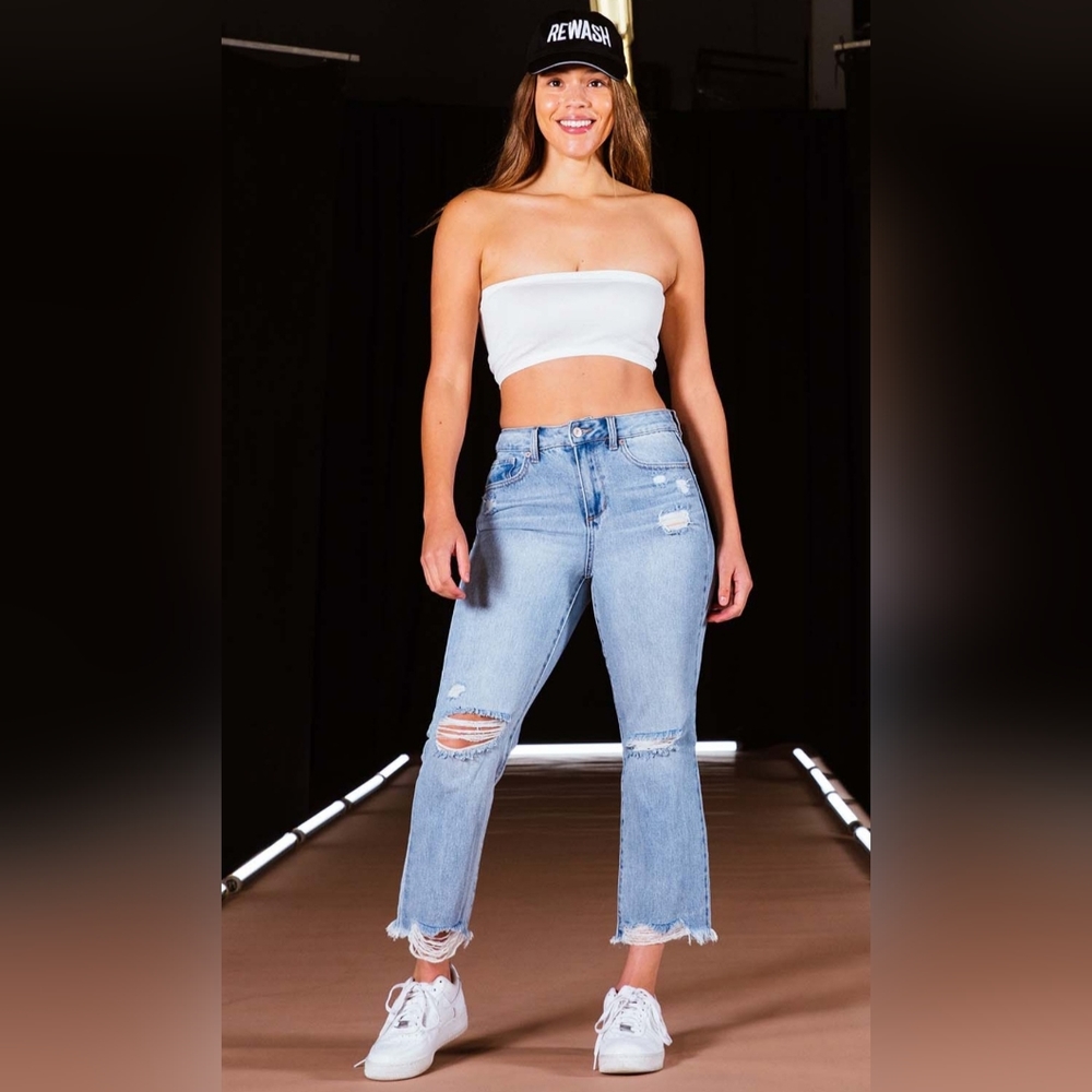 Women's Light Blue Cropped Jeans